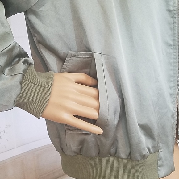 CARLI BYBEL X MISSGUIDED - Picture 4 of 8